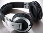  PIONEER HDJ-2000 - High End Professional Closed Dynamic Headphones, (107dB)